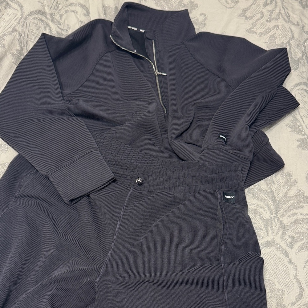 DKNY Women  Dark Gray Sweater and Pants  2pcs L-pants,XL Sweater